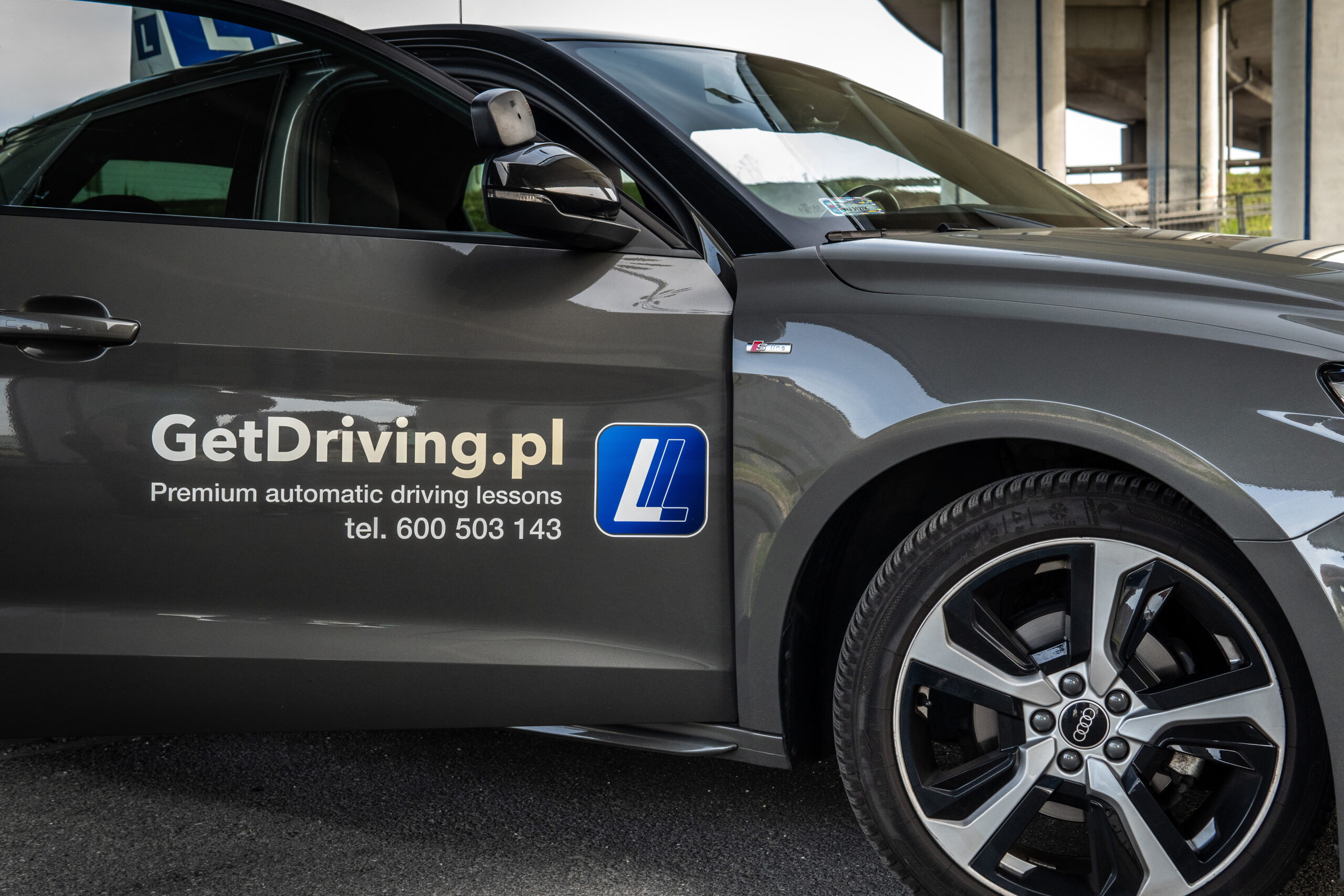 Nauka jazdy Łomianki – dlaczego warto wybrać Get Driving na start Twojej przygody za kółkiem?